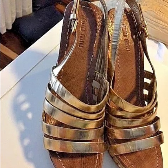 MIU MIU PRADA GOLD BAMBOO PLATFORM WEDGE STRAPPY 9 - Picture 7 of 7